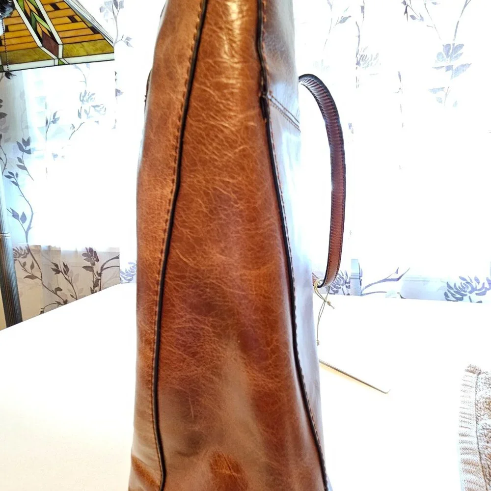 Tommy Bahama Brown Leather Shoulder Bag - Picture 3 of 14